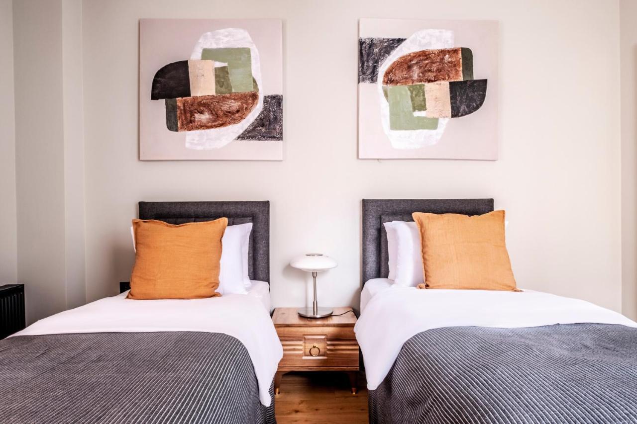 Charming Flat With Central Location In Beyoglu Istanboel Buitenkant foto